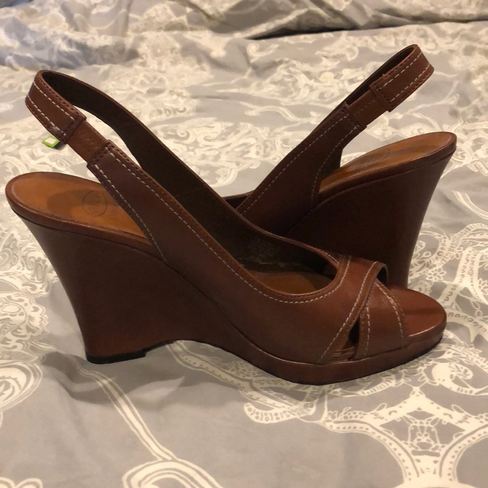 Joan and David Circa brown leather sandal size 8.5